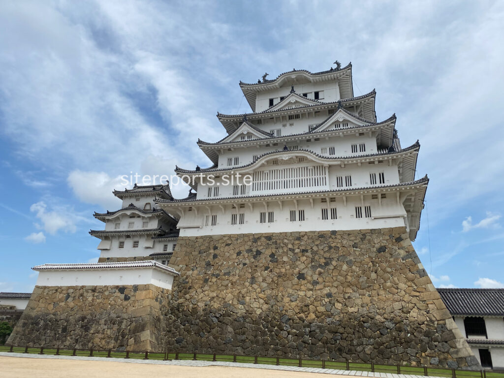 Himeji Castle's photo. Himeji Castle is a World Heritage Site. very beautiful castle6