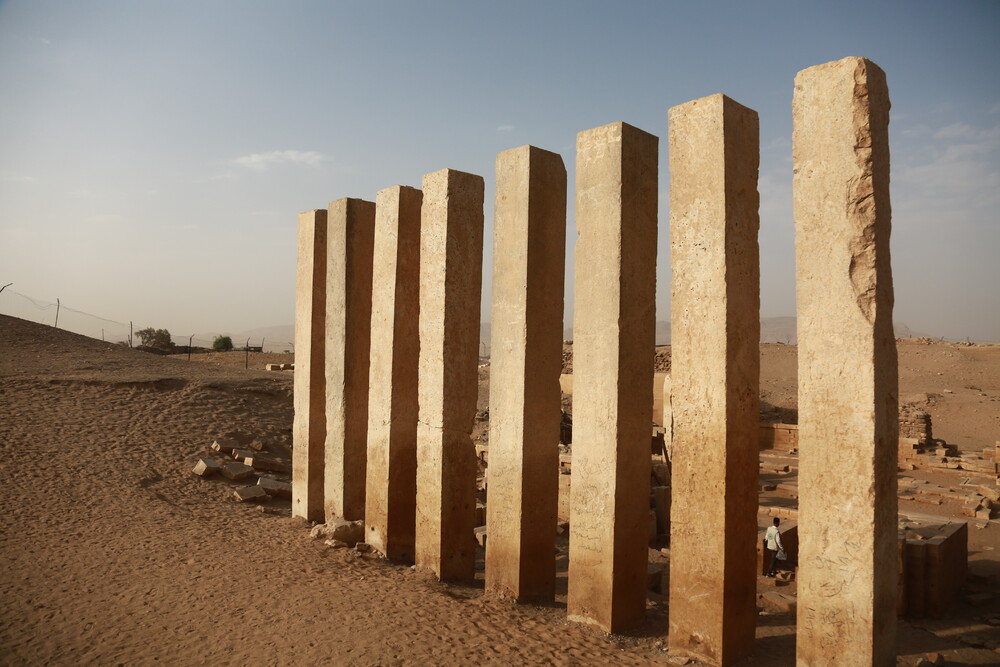 Awām Temple - Colums　© Nomination Team of the Landmarks of the Ancient Kingdom of Saba in Marib Governorate